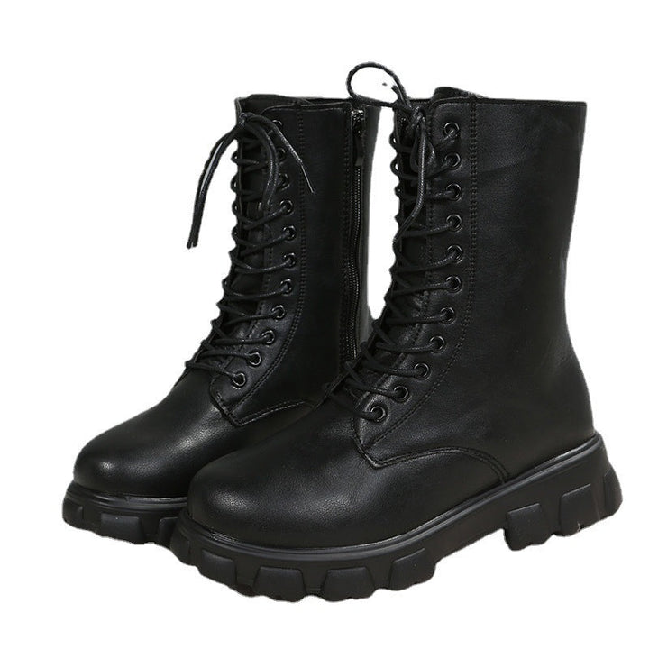 Zwarte dames veterschoenen, robuust met plateauzool en ritssluiting, stijlvol en veelzijdig inzetbaar.