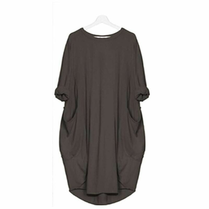 Zomerjurk voor dames met een ruime pasvorm en ronde hals, elegant design, ideaal voor zomerse uitstapjes.