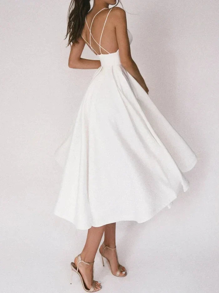 Elegante V-hals jurk voor vrouwen, de Canyon Audrey in diverse maten.