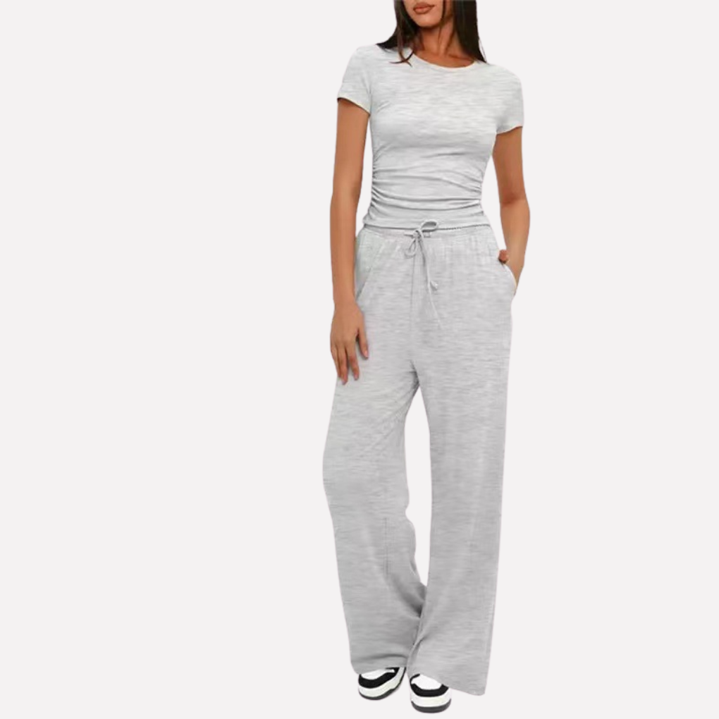 Luxe rayon-spandex dames lounge set. Comfortabel en ademend tweedelig huispak met stijlvolle pasvorm.