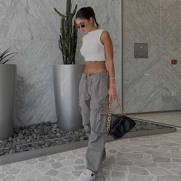 Elegante broek met wijde pijpen voor dames, combineert comfort en stijlvol design.