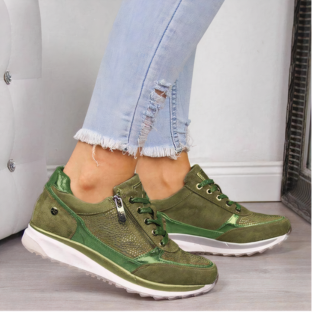 Lichtgewicht dames sneakers met veters en handige rits, bieden ultiem comfort en een moderne stijl.