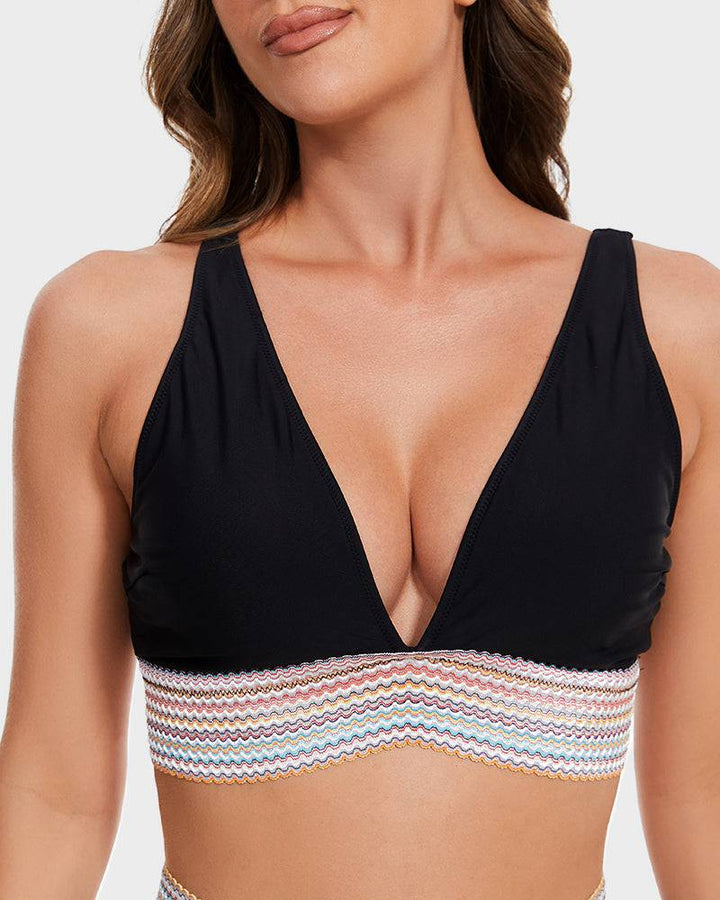 Strand en zwembad: corrigerende bikini set voor dames met hoge taille broekje en kleurblok top.