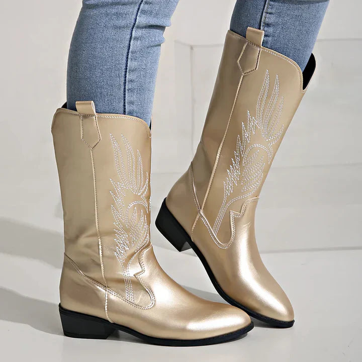 Dameslaarzen Clara: modieuze PU-leren cowboylaarzen met zachte voering voor een trendy en stijlvolle western look.