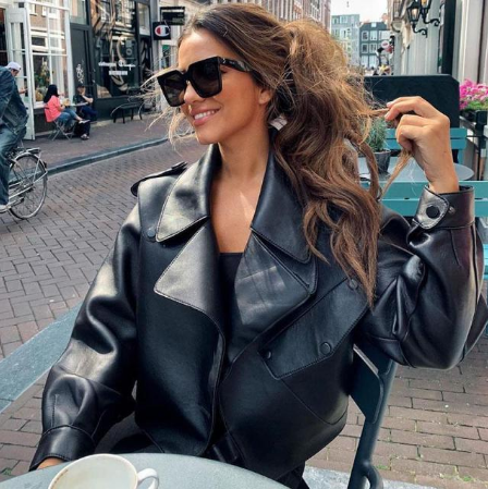 Modieus dames Chaqueta™️ jasje, comfortabel en elegant. Geschikt als stijlvolle bovenkleding voor alle seizoenen.