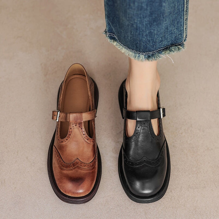 Zwarte Mary Jane platform hakken voor dames, veelzijdig voor casual en formele gelegenheden.