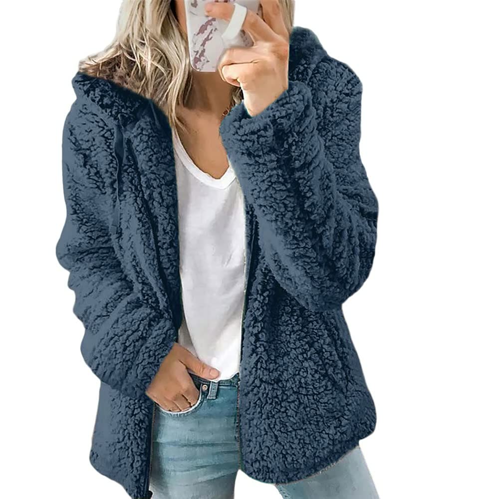 Veelzijdige FluffyCoat™ damesjas met capuchon, geschikt als winterjas of tussenjas, comfortabel en warm.