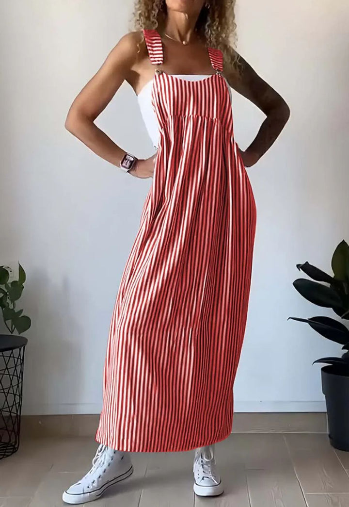 Stijlvolle gestreepte dames jumpsuit, veelzijdig voor casual mode en eigentijdse dagelijkse outfits.