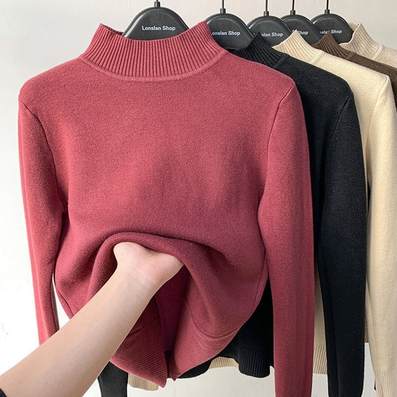 Comfortabele dames sweater met zachte voering, heerlijk warm voor koude winteravonden.