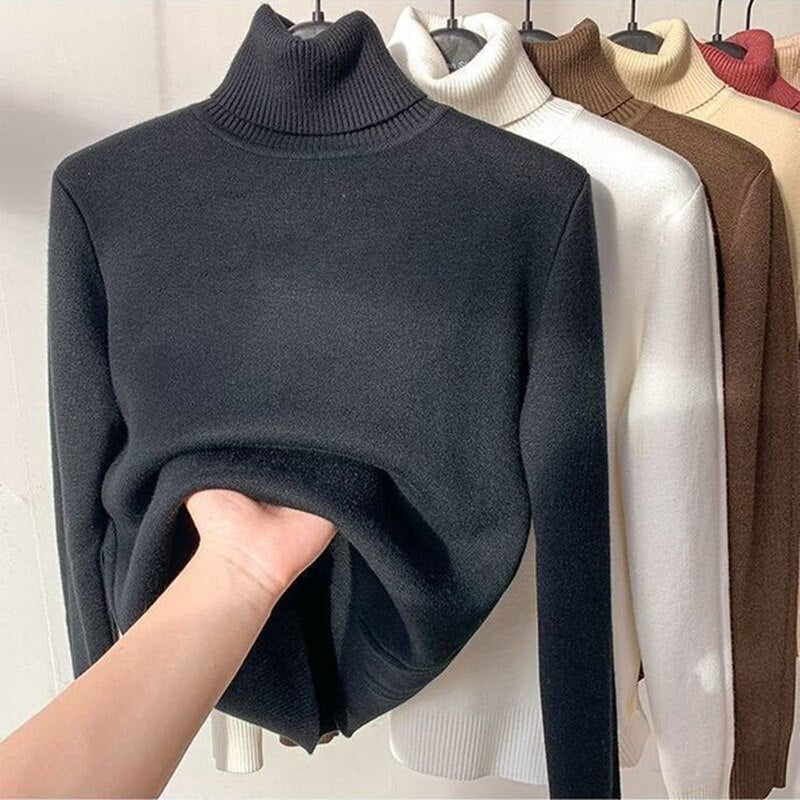 Comfortabele, warm gevoerde dames sweater met relaxte pasvorm, perfect voor winterse dagen.