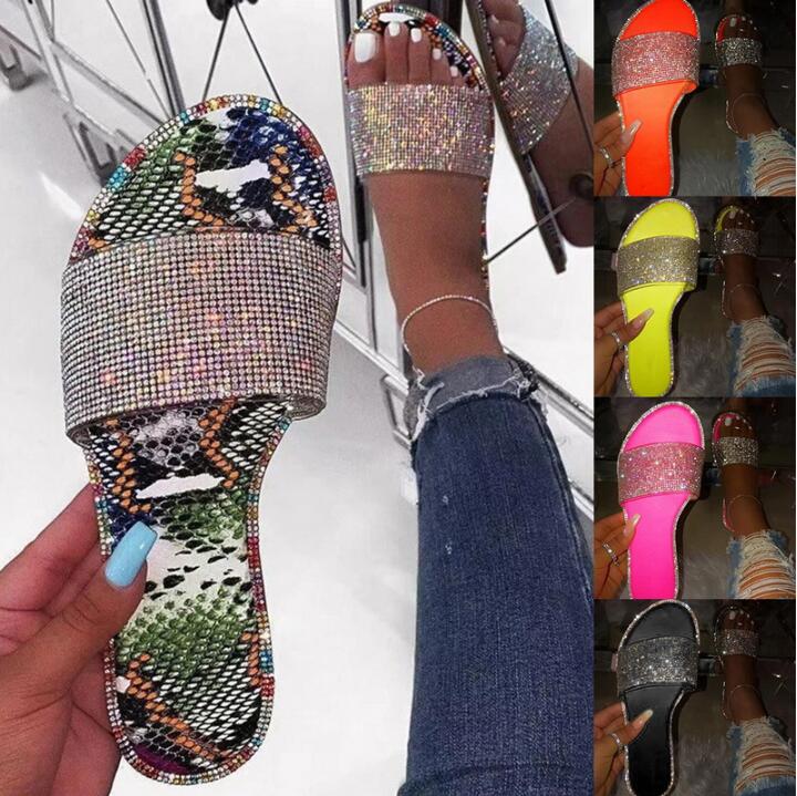 Veelzijdige dames sandalen met glitter en steentjes, geschikt voor dagelijks gebruik en speciale gelegenheden.