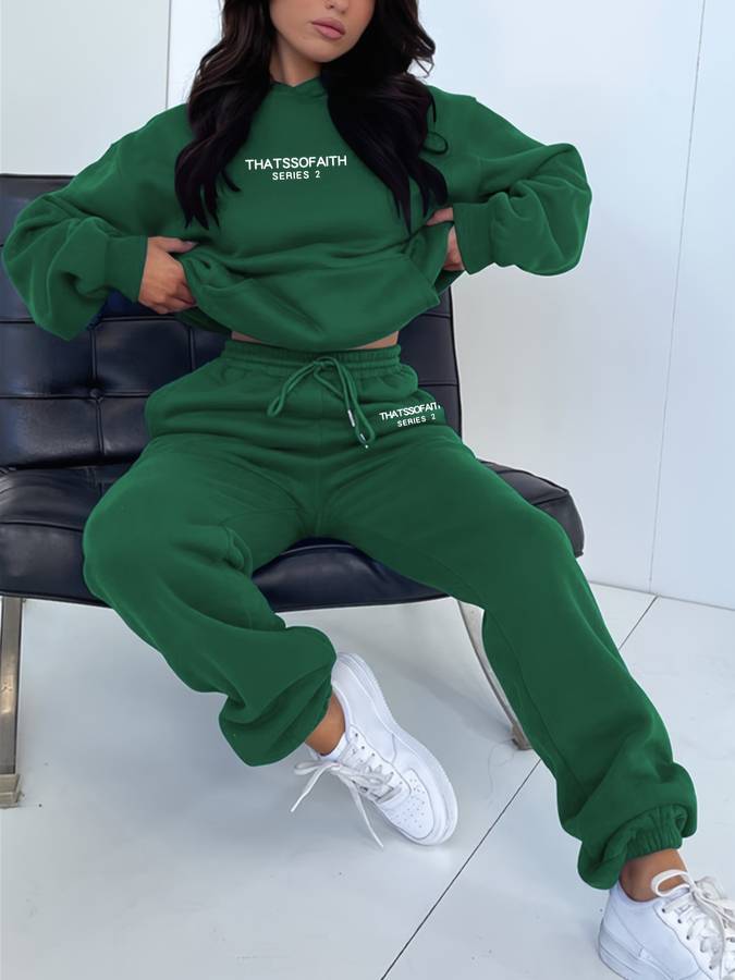 Harper dames sweatpak set: moderne comfortabele loungewear. Ideaal voor relaxte momenten met warme hoodie.