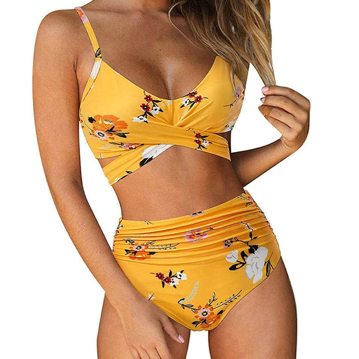 Dames high waisted bikini met kleurrijke bloemenprint, comfortabele zwemkleding voor de zomer.