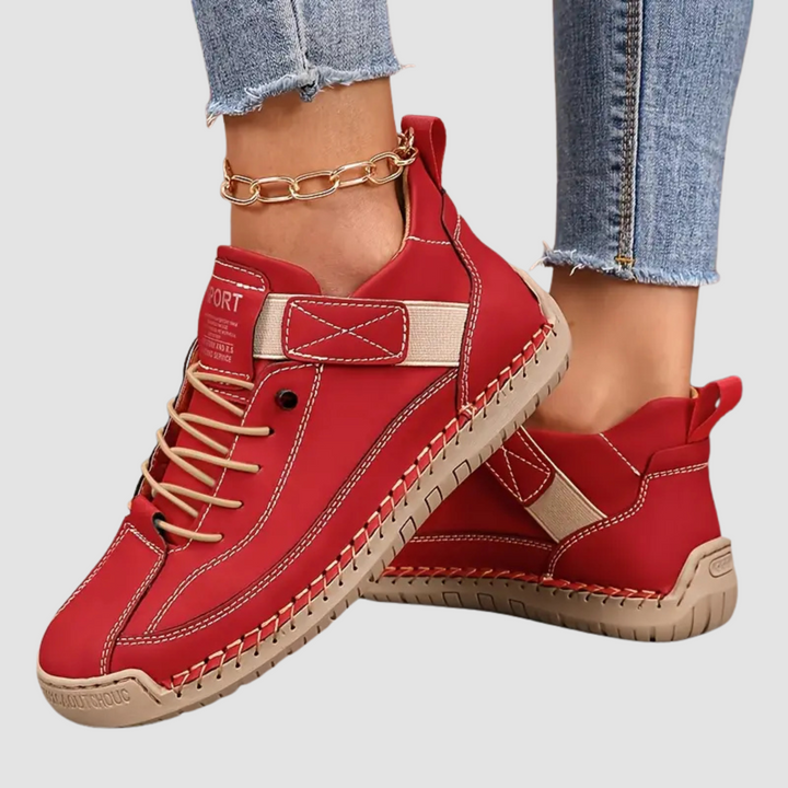 Achteraanzicht van de ademende dames sneakers; lichtgewicht en comfortabel voor dagelijkse wandelingen en mode.