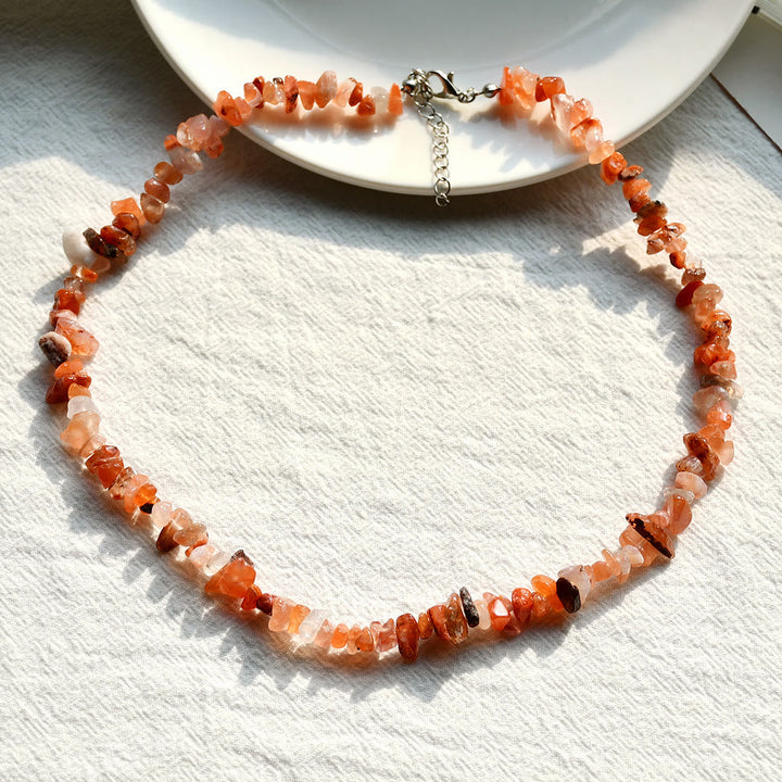 Spirituele dames edelsteen ketting Lina, met uniek gepolijst natuursteen.