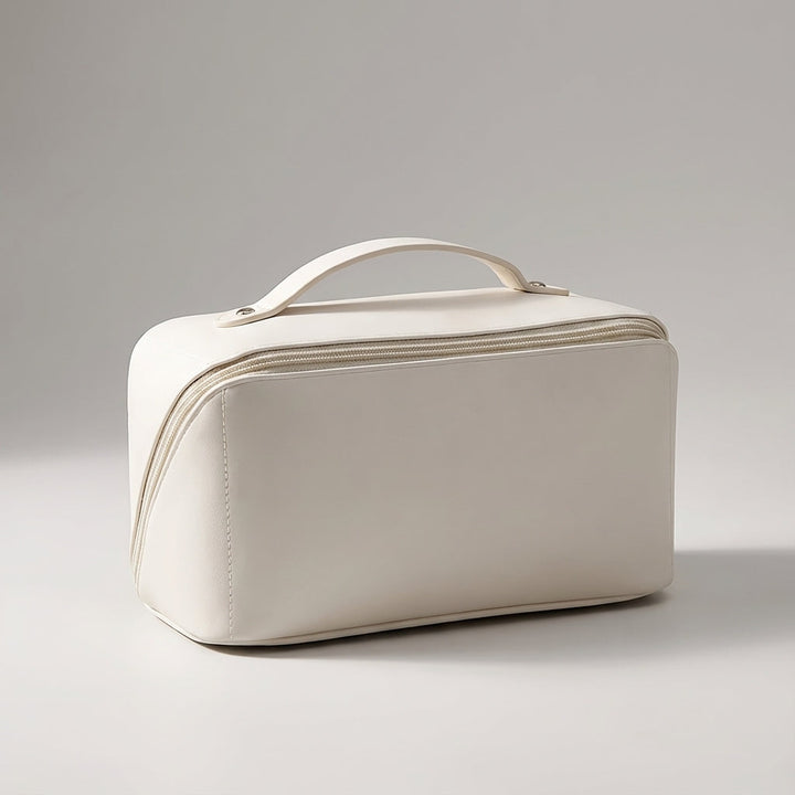 Compact toilettasje voor dames, perfect als beauty organizer. Houdt make-up netjes geordend op reis.