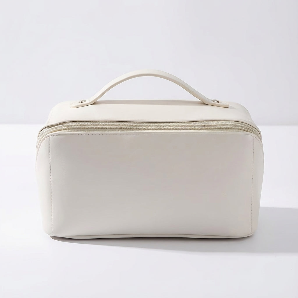 Georganiseerd opbergtasje voor dames, met ritsvakken voor make-up en beauty essentials. Compact design.