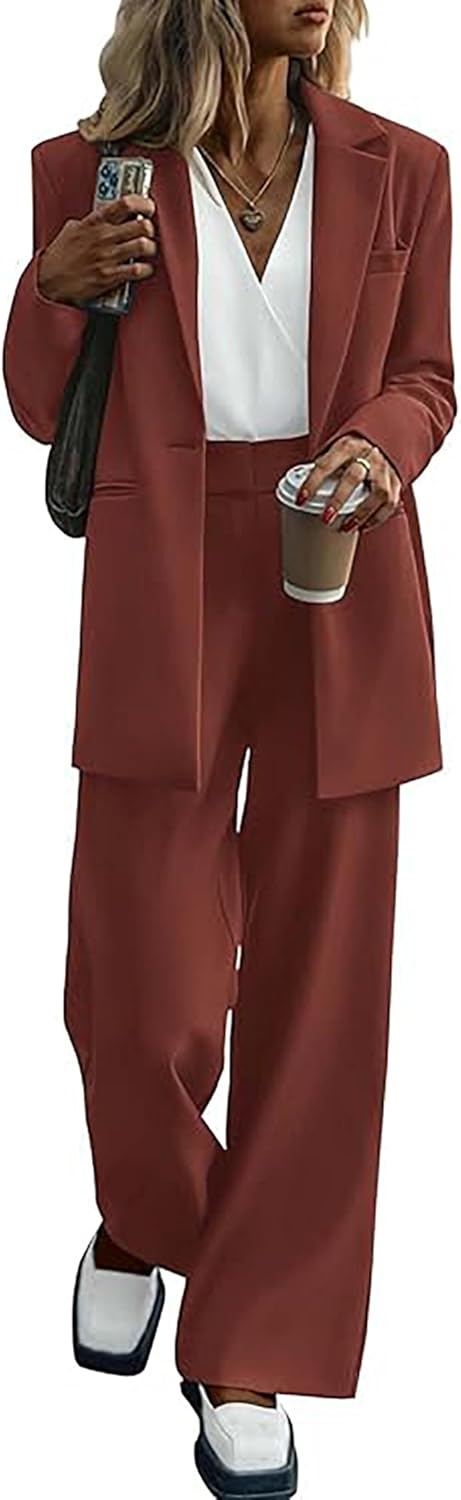 Comfortabele en modieuze Mia dameskleding. Oversized blazer en chique pantalon.