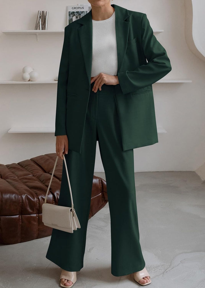 Dames Mia kleding set: een chique blazer en een comfortabele pantalon. Tijdloos en elegant.