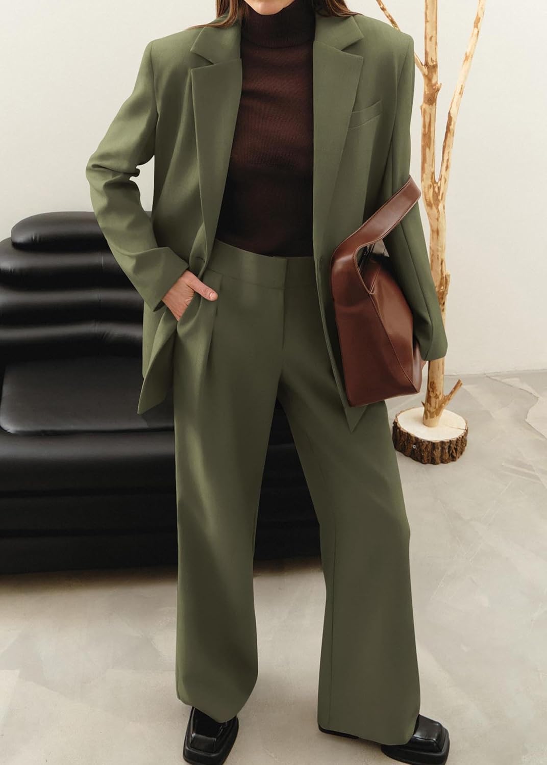 Elegante blazer voor dames, onderdeel van de Mia set. Perfect voor een professionele look.