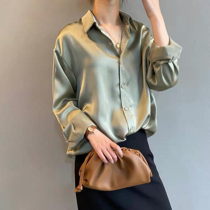 Zakelijke dames Myra blouse met lange mouwen. Klassieke pasvorm voor een professionele, maar elegante look.