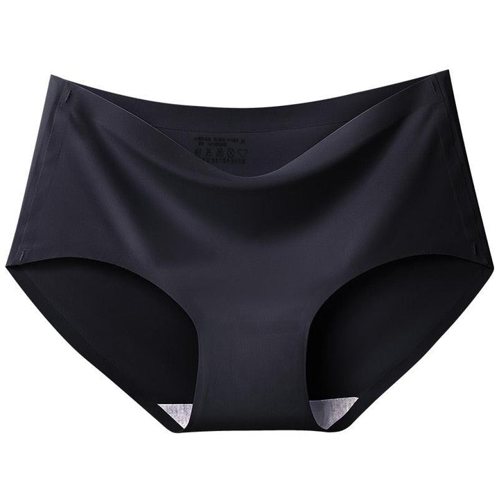 Detail onzichtbare naadloze tailleband van een dames slip. Zijdezacht en comfortabel ondergoed voor een perfecte pasvorm.