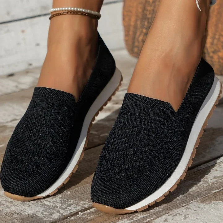 Comfortabele & stijlvolle orthopedische dames instappers. Ademend, antislip en ideaal voor dagelijks lopen.