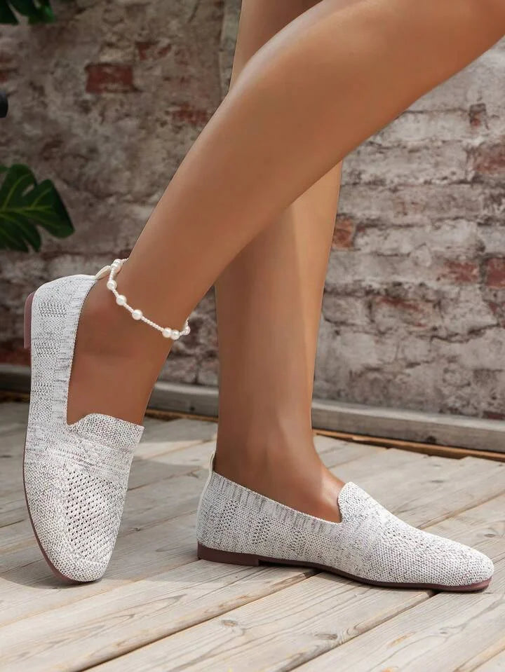 Casual antislip platte schoenen dames, orthopedische ondersteuning van het merk Isabella.