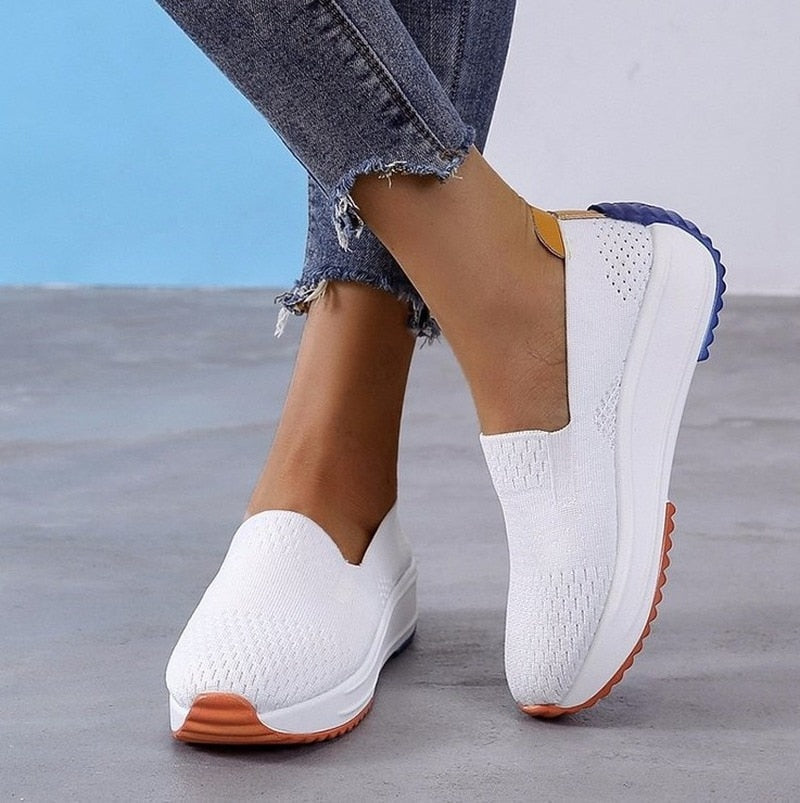 Dames orthopedische schoenen, stijlvol design voor dagelijks comfort en uitstekende voetondersteuning.