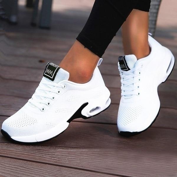 Dames orthopedische sportschoenen voor ultiem comfort en stabiliteit, ideaal voor dagelijks gebruik.