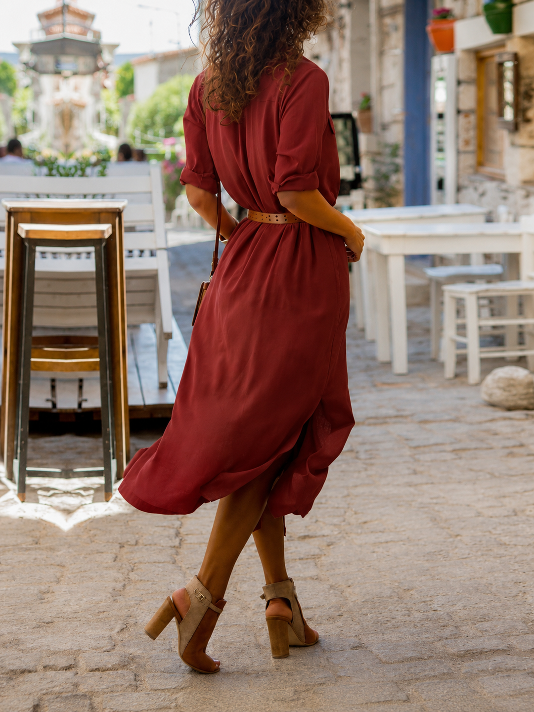 Trendy lange overhemdjurk midi met riem voor dames, een veelzijdige lente/zomerjurk met tijdloze allure.