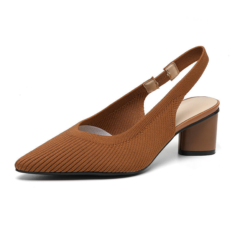 Zakelijke en feestelijke dames slingback pumps met comfortabele lage blokhak.