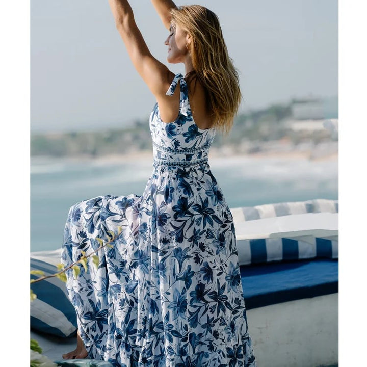 Modieuze zwemkleding voor vrouwen: tweedelige badpakset met rok, perfect voor de zomer.