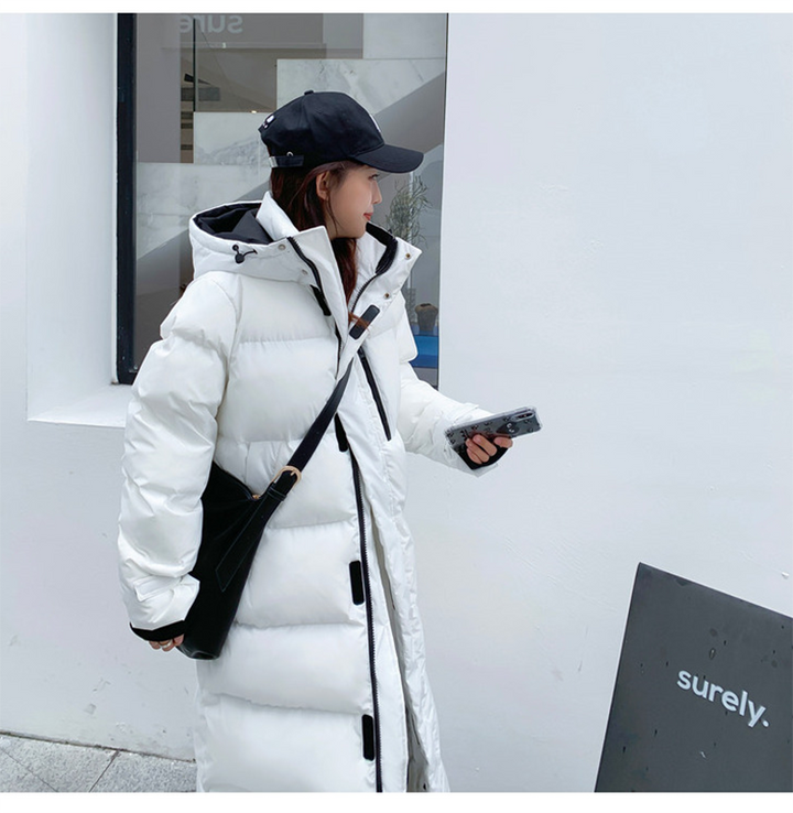 Dames dons parka voor koude winterdagen, ideaal voor buiten. Robuuste en stijlvolle damesjas.