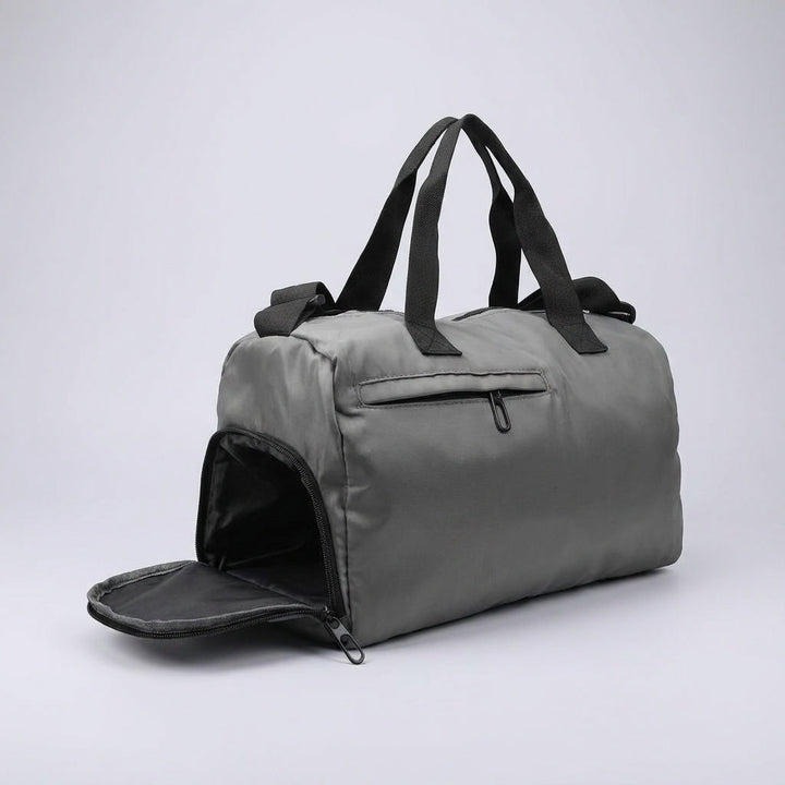 Georganiseerde dames duffel tas met handig geïntegreerd schoenvak, perfect voor sport of weekendtrip.