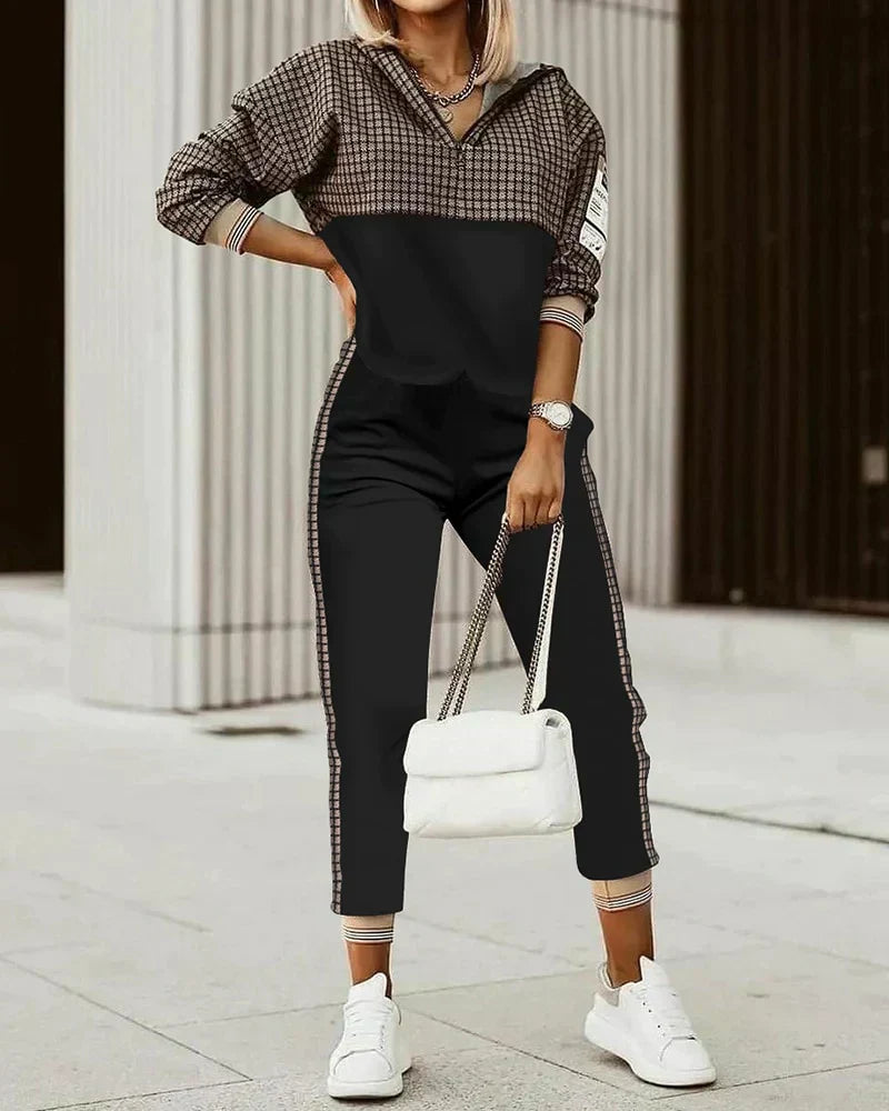 Elegant dames comfort set Mira, combineert modieuze stijl met ultiem comfort voor thuis of onderweg.