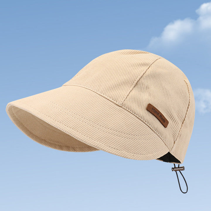 Stijlvolle dames zonnehoed met UV-bescherming, perfect voor de zomer en om je huid te beschermen.