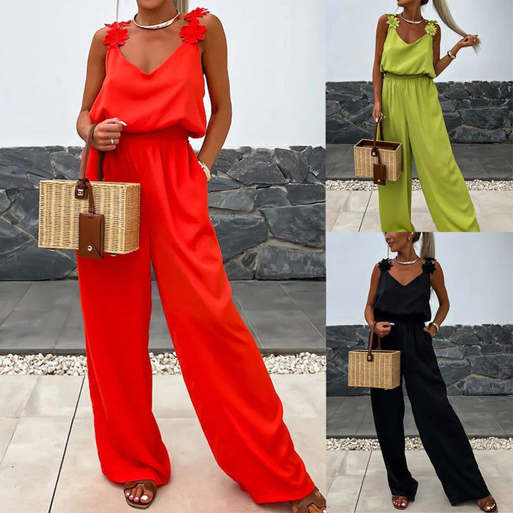 Comfortabele V-hals damesjumpsuit met wijde pijpen. Geschikt als elegante zomer- of avondkleding.