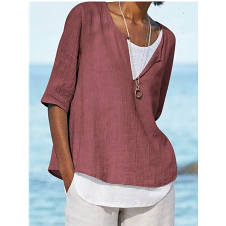 Dames V-hals top, elegant design en comfortabele pasvorm, modieuze kleding voor de stijlvolle vrouw.