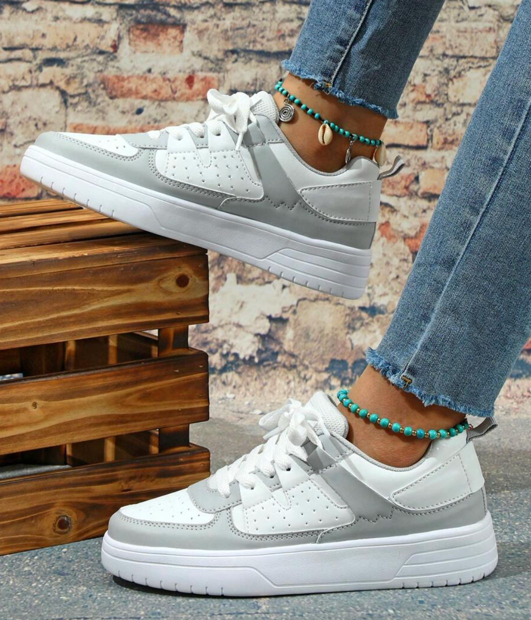 Populaire Valeen dames sneakers, ontworpen voor comfort en stijl; ideaal voor casual en actieve dagen.
