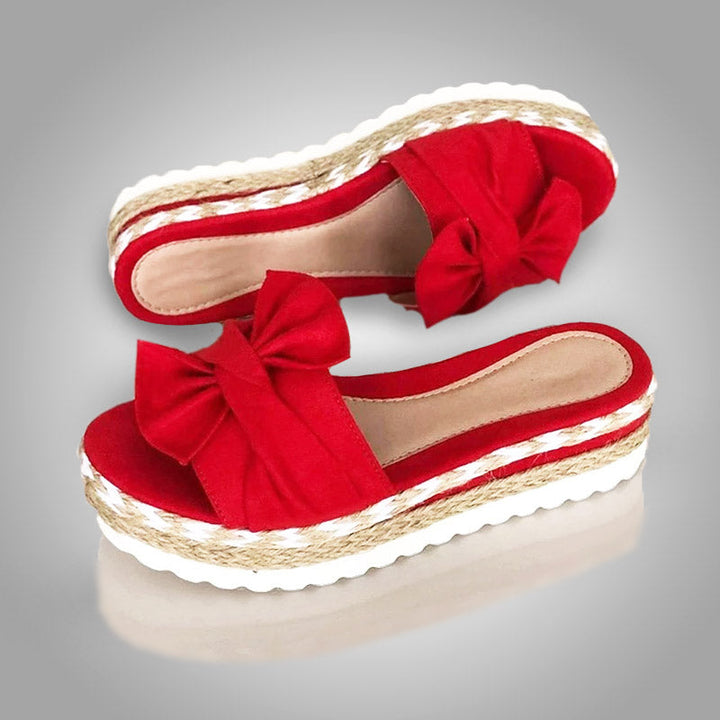 Dames vlindersandalen met elegant vlinderontwerp en rits, perfect voor zomerse mode.