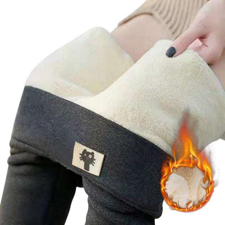 Ultieme comfortbroek voor dames: Warme PlucheBroek™ ideaal voor relaxte dagen thuis.