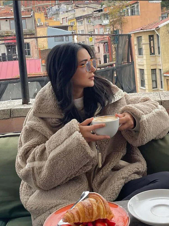 Comfortabele dameslamswollen jas