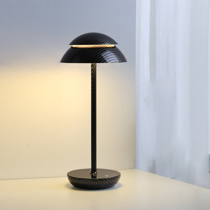 Oplaadbare designlamp GlowBeam, draadloos LED sfeerlicht, compact en stijlvol voor elke ruimte.