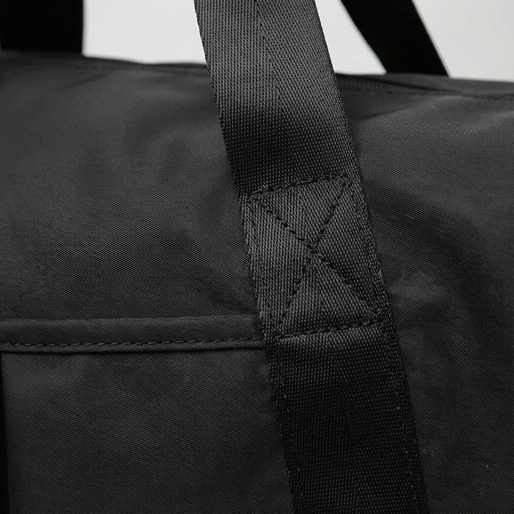 Compacte waterdichte DryVoyager reistas. Ideaal als unisex sporttas, weekender of handbagage voor jouw avonturen.
