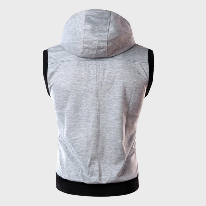 Achterkant van het mouwloze vest voor heren met capuchon in donkergrijs, stijlvol en elegant voor veelzijdige looks.