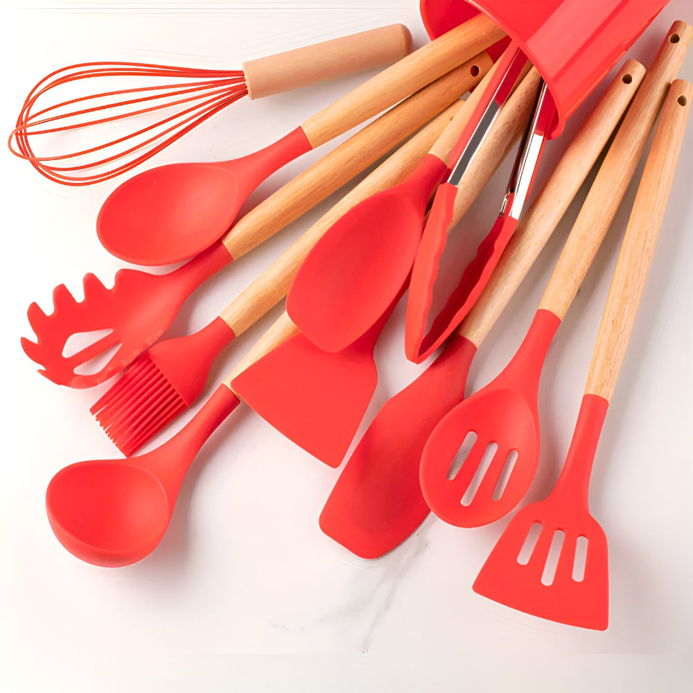 Ecologische kookgerei set met anti-aanbak siliconen en natuurlijke bamboe; perfect voor koken.