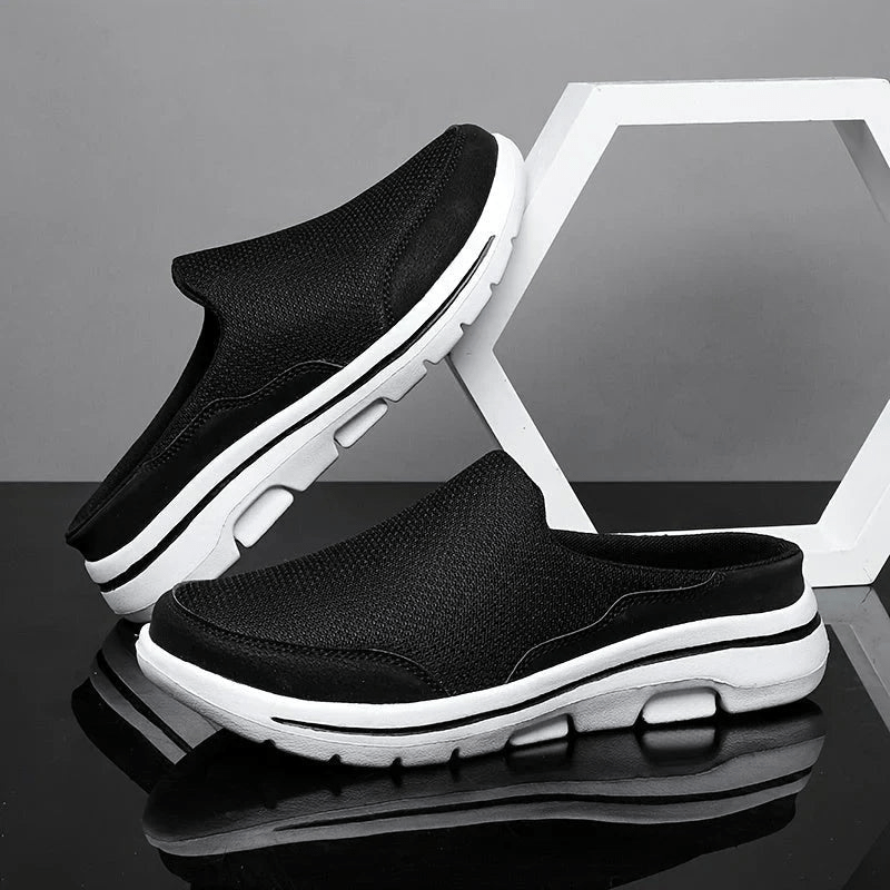 Elegante, ademende heren pantoffels in blauw, bruin, rood en zwart met ergonomisch ontwerp en antislipzool.