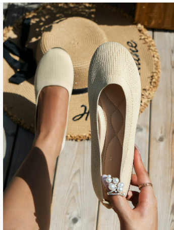 Elegante dames ballet flats in eenvoudig design, platte zool, ideaal voor elke gelegenheid, verkrijgbaar in verschillende kleuren.