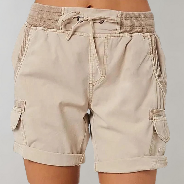 Elegante dames high-waist shorts in kaki, ademend en veelzijdig, perfect voor zomerse elegantie en comfort.